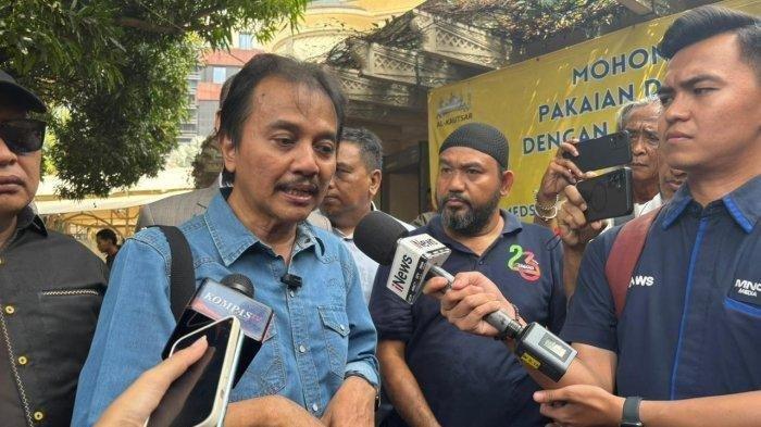 UGM Ubah Jadwal Acara Roy Suryo Cs, Publik Curiga Ada Tekanan Politik